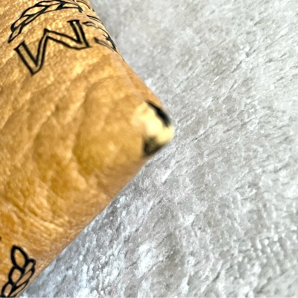 MCM Cognac Visetos Pouch Clutch Logo Zip Medium - Picture 6 of 10